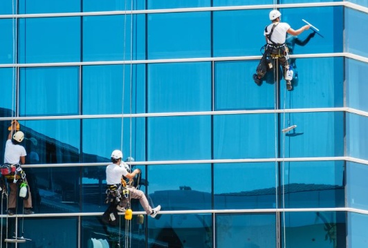 Dış Cephe Cam Temizliği